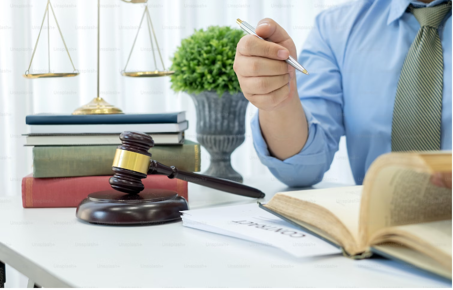 The Role of Personal Injury Lawyers in Securing Fair Compensation