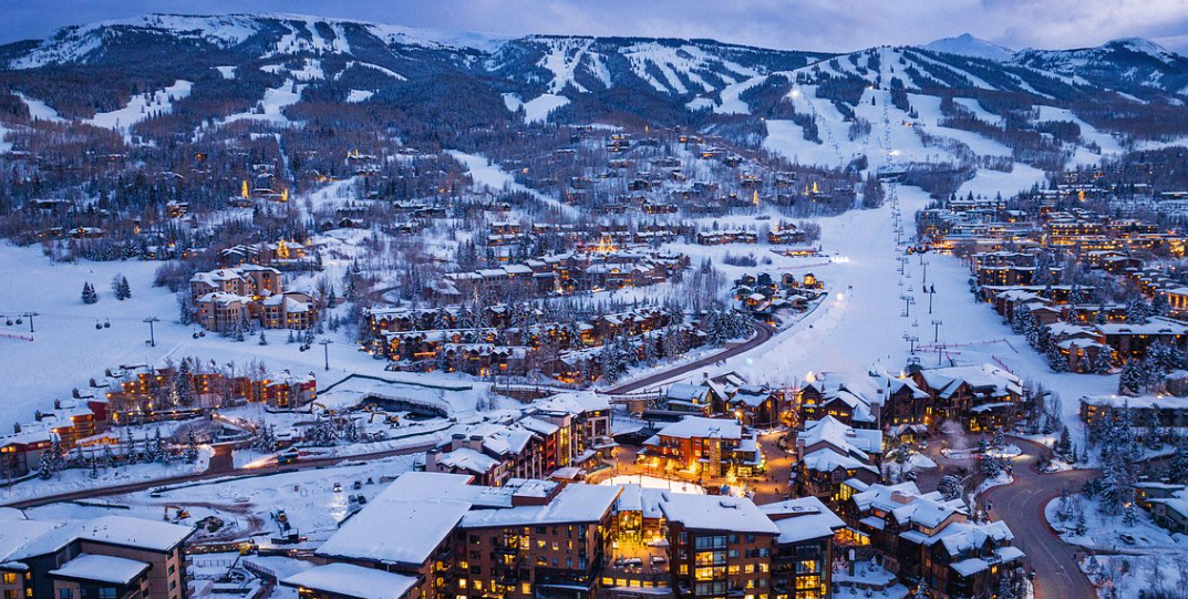 How Long is the Ski Season in Colorado: Key Dates for 2024/2025​