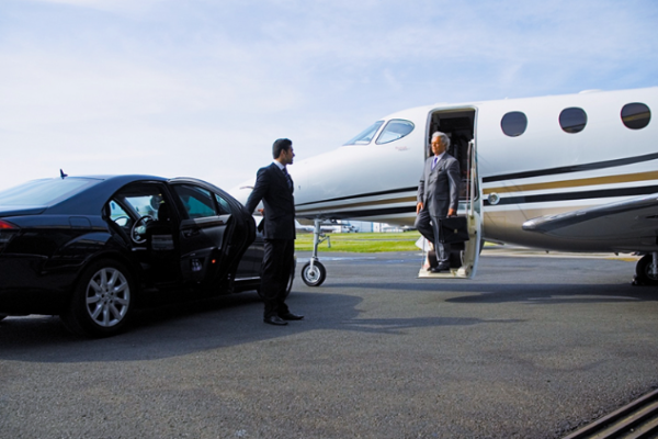 What Is Airport Limousine and Van Service in New York?