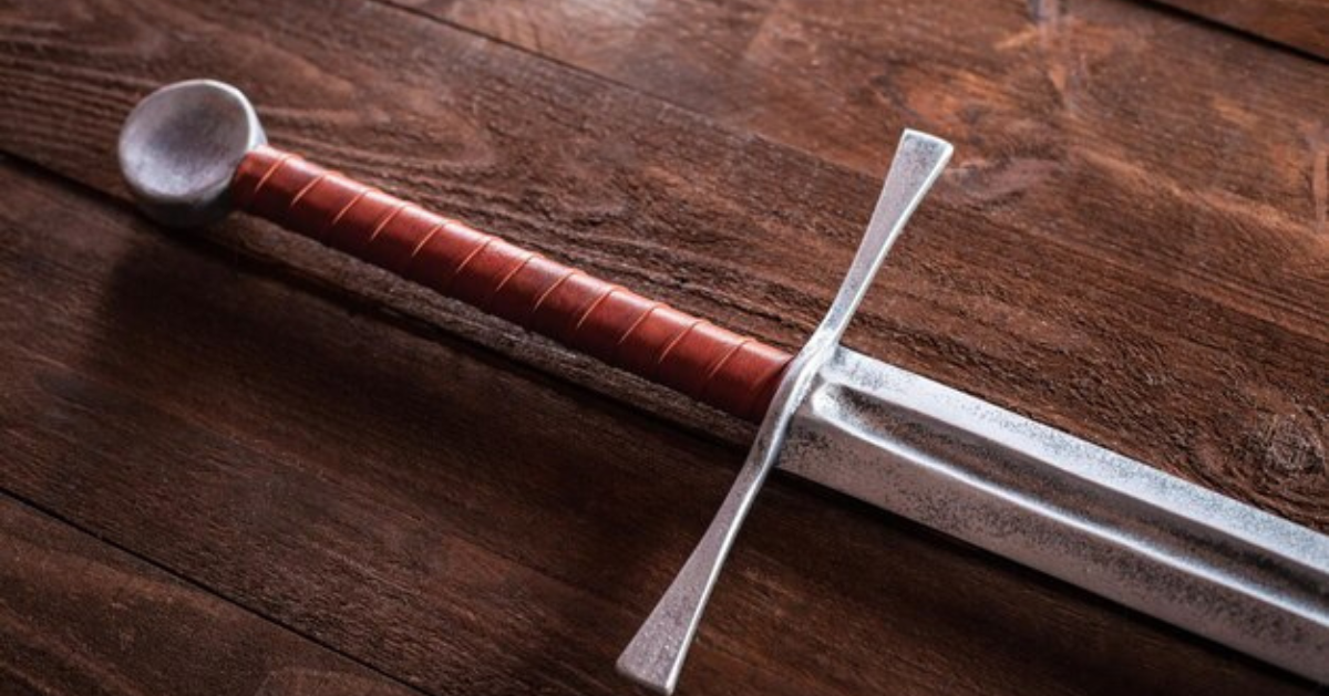 arming sword